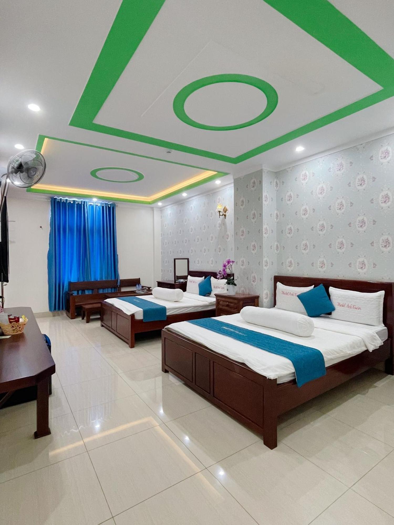 Anh Tuan Hotel & Coffee - Pleiku, Gia Lai エクステリア 写真