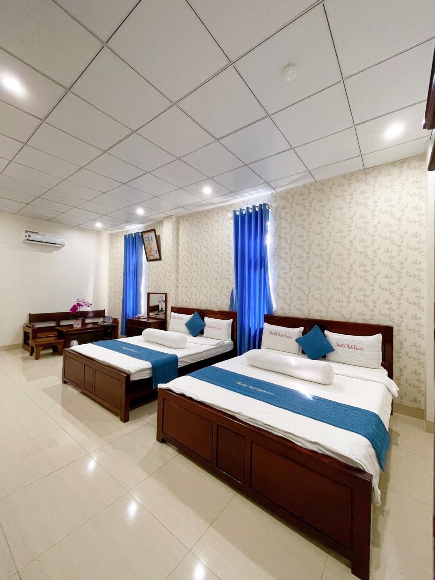 Anh Tuan Hotel & Coffee - Pleiku, Gia Lai エクステリア 写真