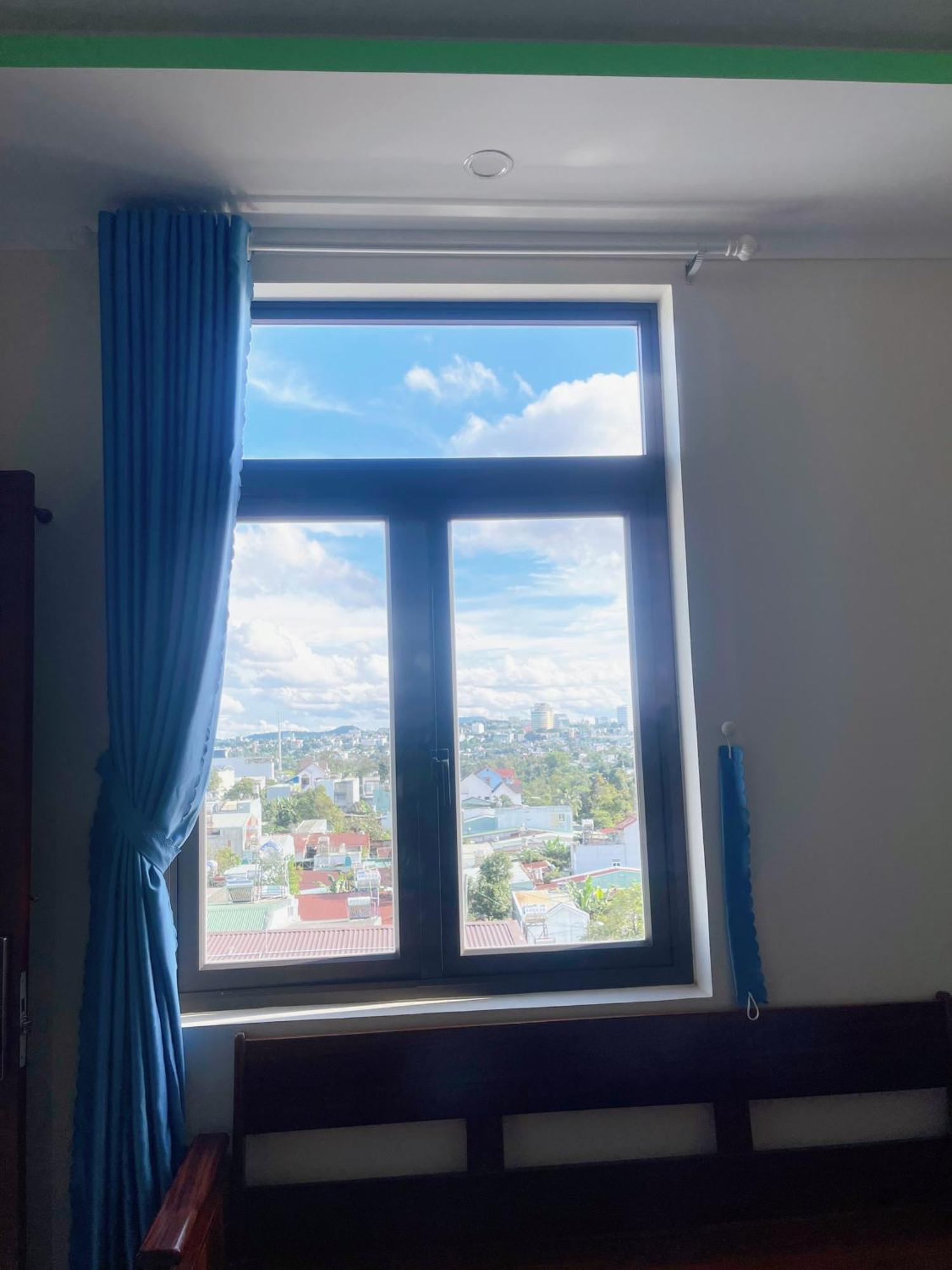 Anh Tuan Hotel & Coffee - Pleiku, Gia Lai エクステリア 写真