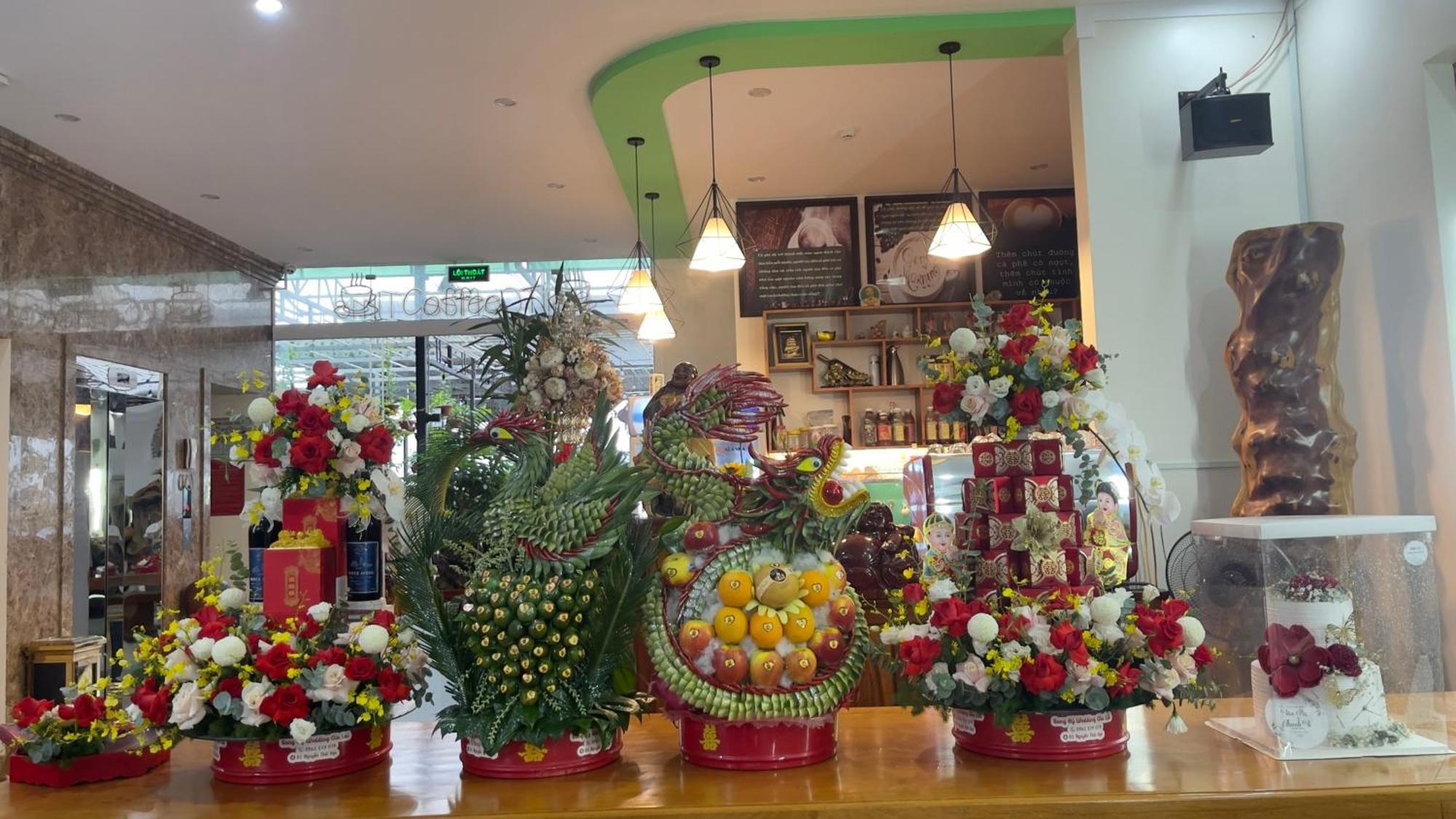 Anh Tuan Hotel & Coffee - Pleiku, Gia Lai エクステリア 写真